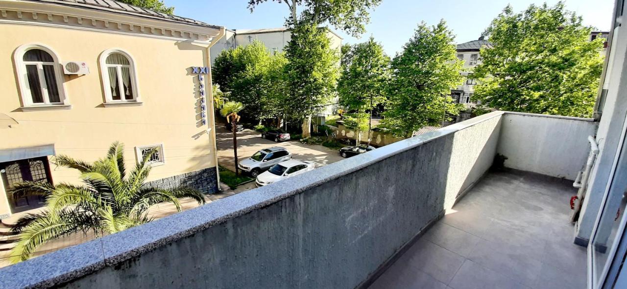 Happy Stay Hotel Kutaisi Exterior foto