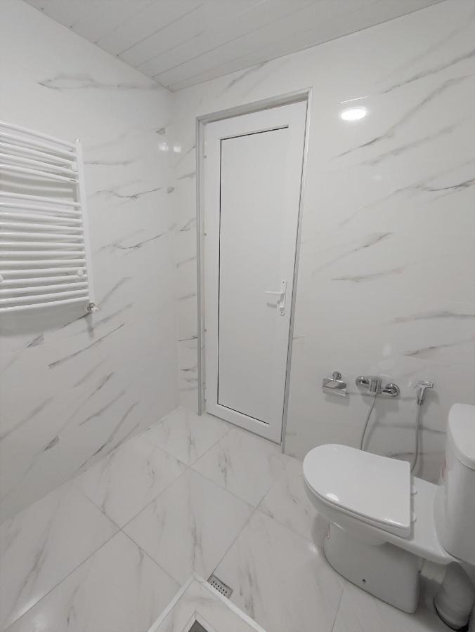 Happy Stay Hotel Kutaisi Exterior foto